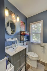 Upstairs Bathroom