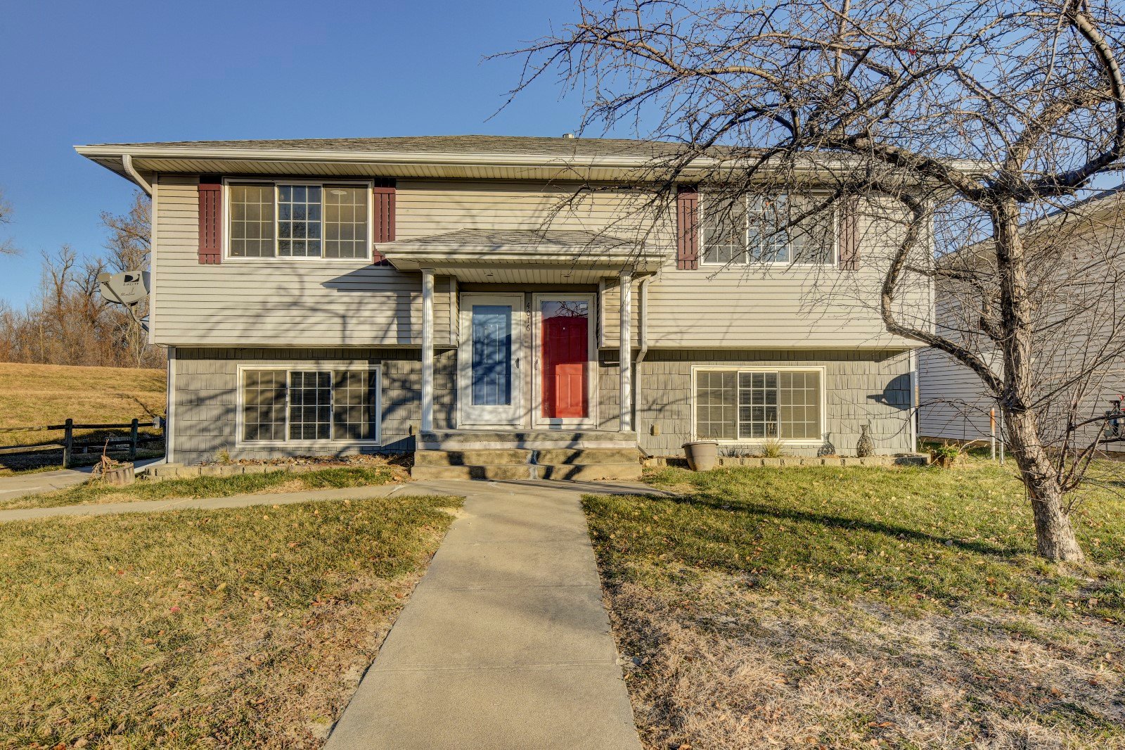4016-18 Avenue G_01